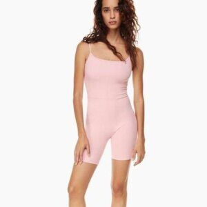 NWT Aritzia DIVINITY 7" ROMPER in poetic pink